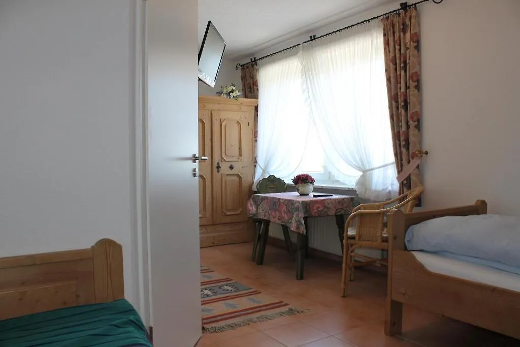 Hotel Haus Kirsch-1