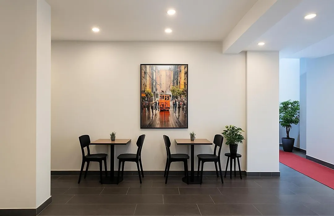 Center Port Hotel Karakoey-1