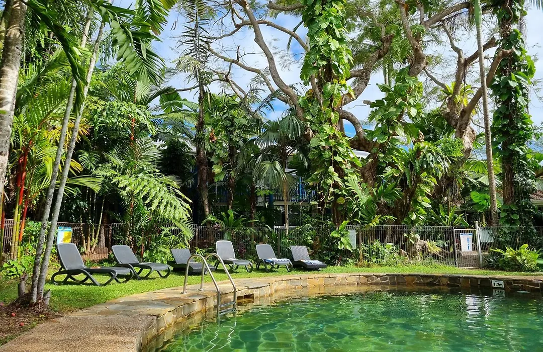 Mission Beach Lodge-1