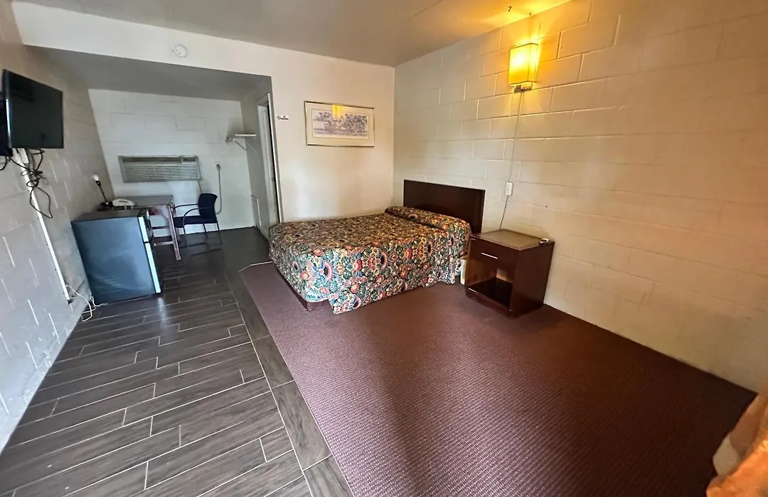 Harmony House Motel-1