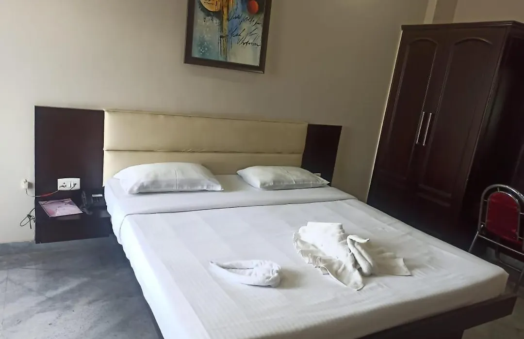 Hotel Shiva Palace-1