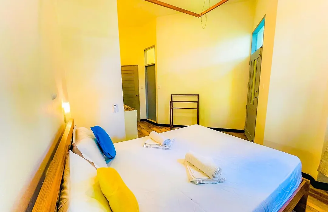Primrose Guest House In Unawatuna-1