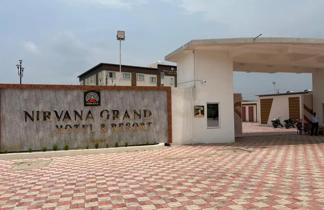 Nirvana Grand Hotel & Resort-1