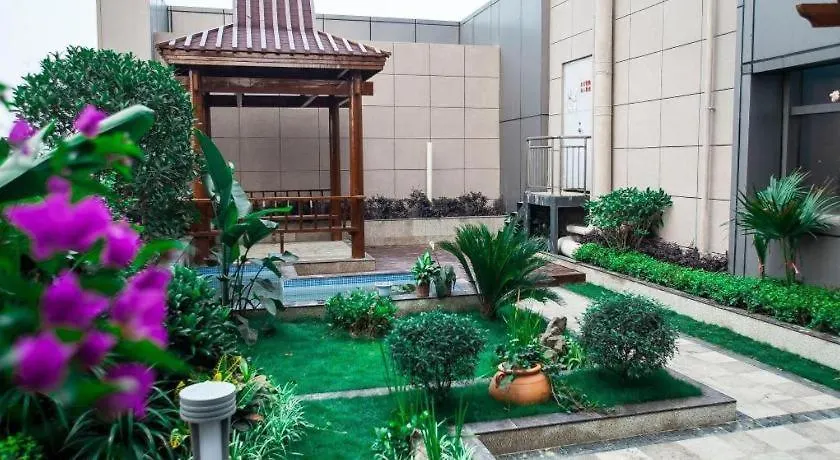 Chengdu Charming Yard Nature Nook Hotel-1