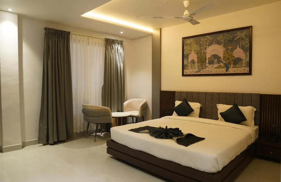 Hotel Godwin-1