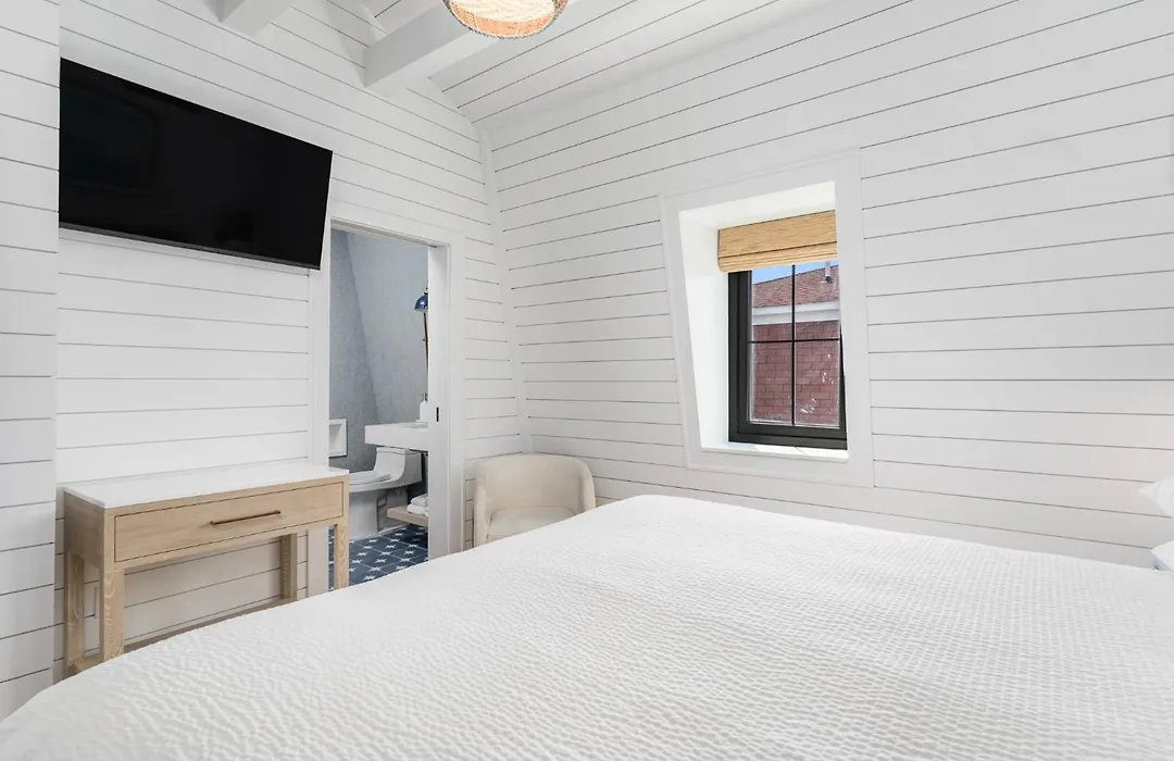 Block Island Bunk House-1