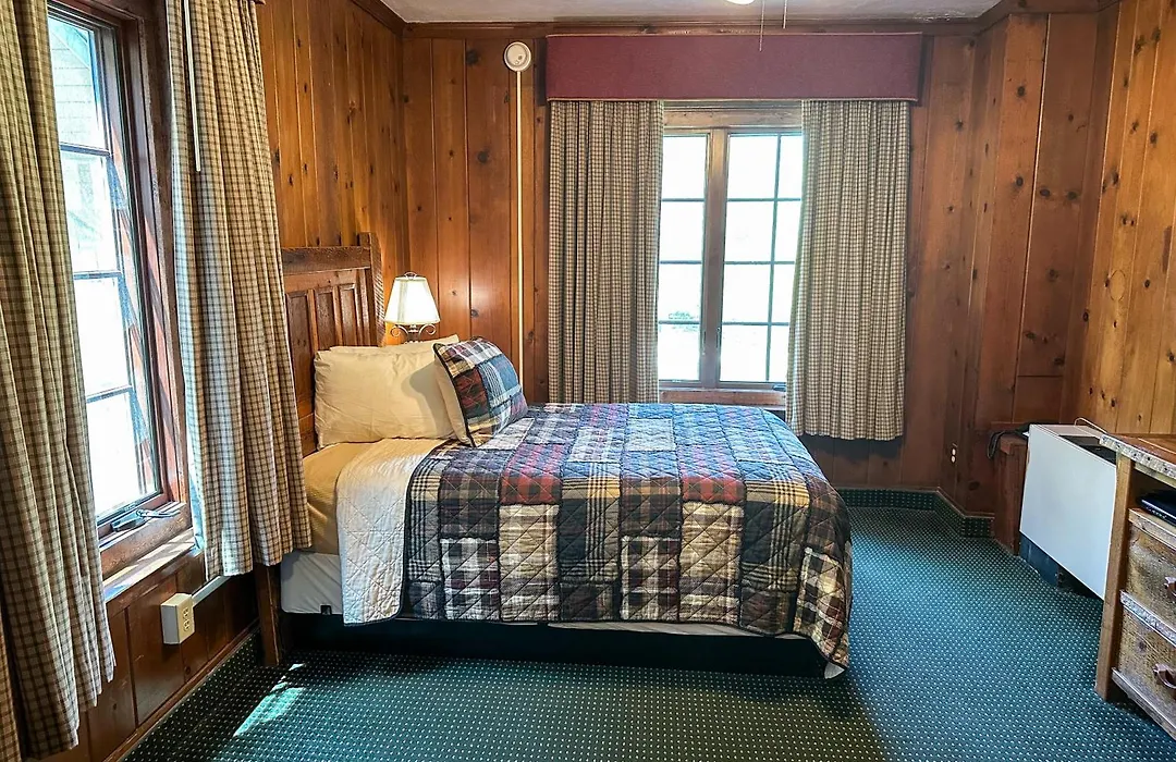 Starved Rock Lodge-1