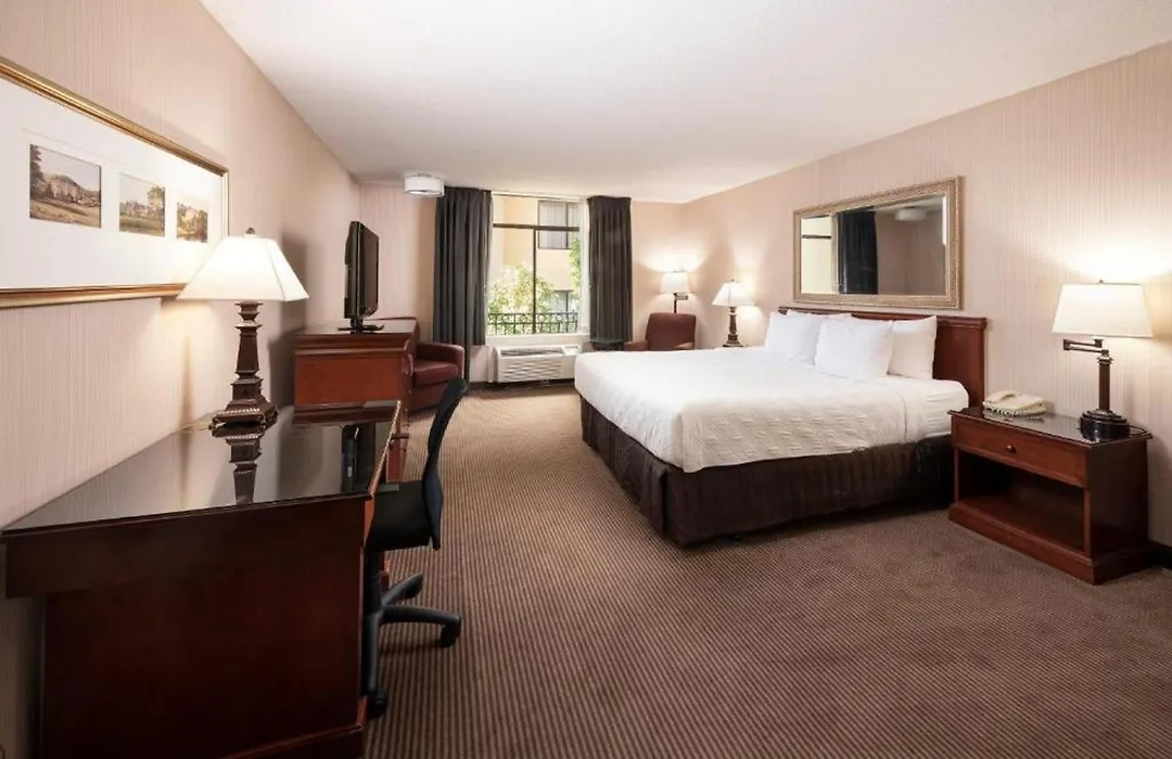Fairbridge Hotel By Concord Plaza-1