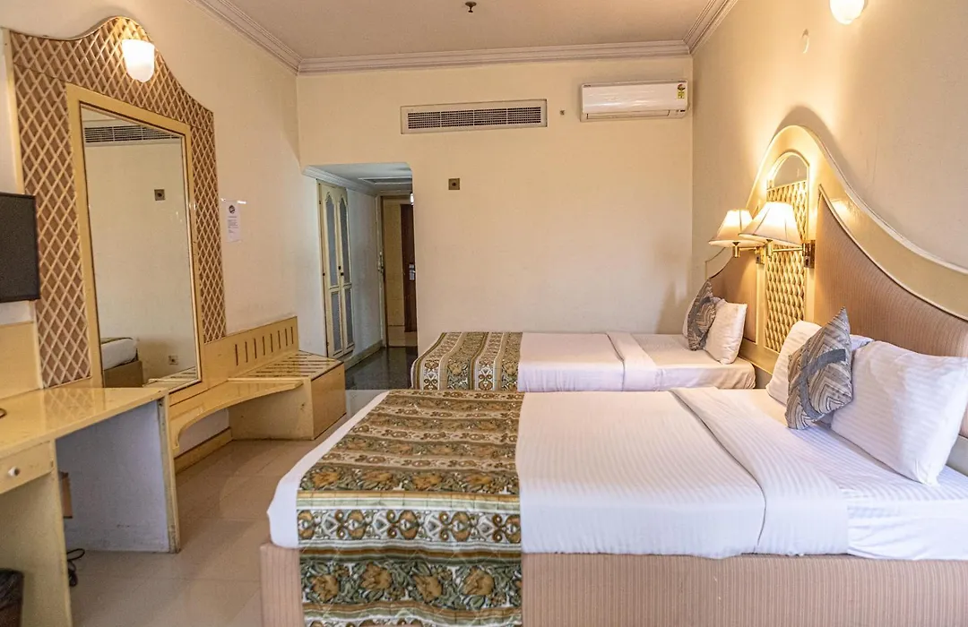 Hotel Baseraa-1
