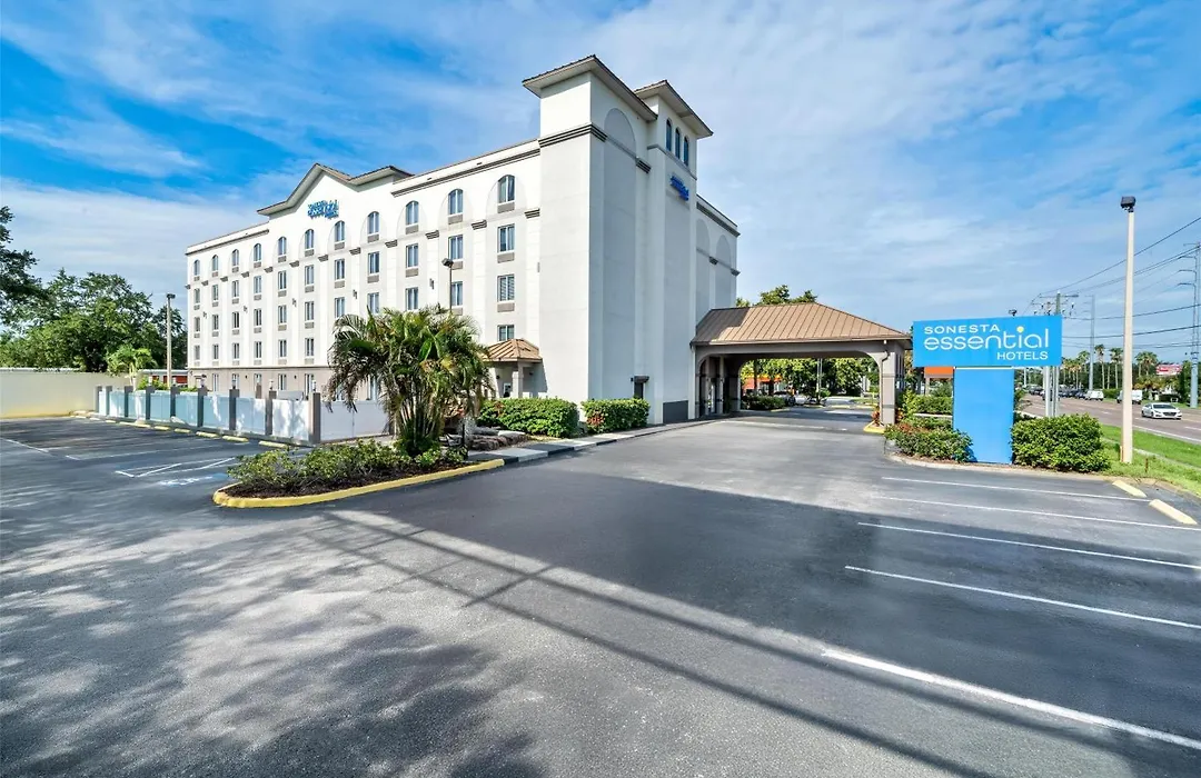 Sonesta Essential Orlando Airport-1