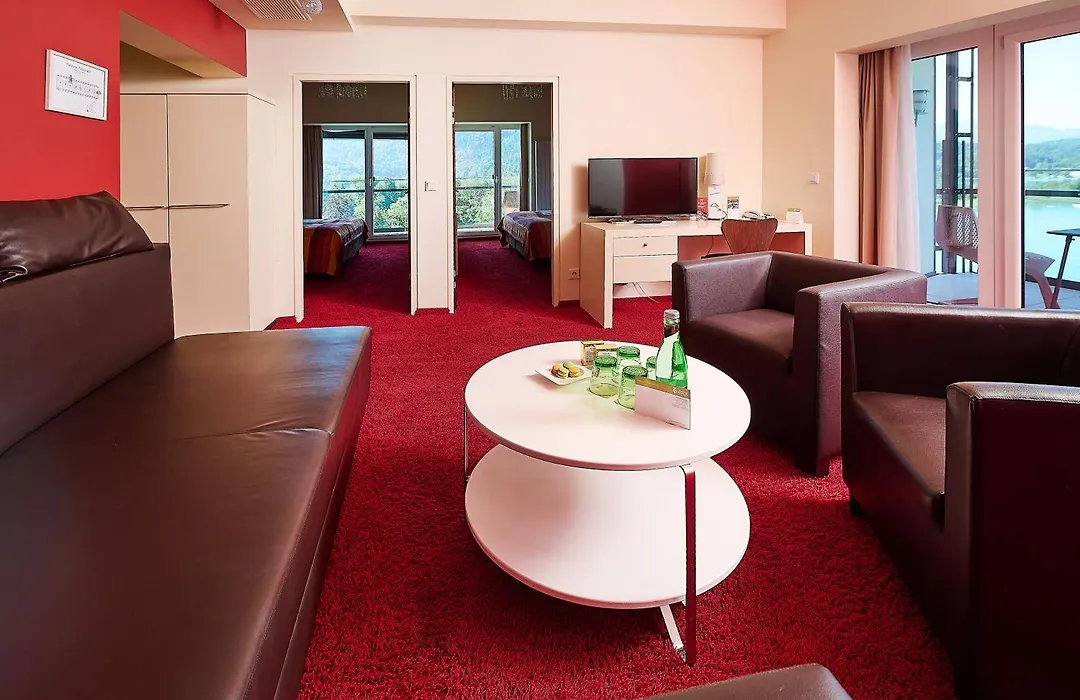 Parkhotel Poertschach - Das Hotelresort Mit Insellage Am Woerthersee-1