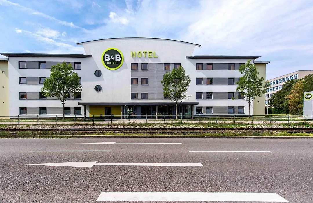 B&B Hotel Augsburg-Süd-1