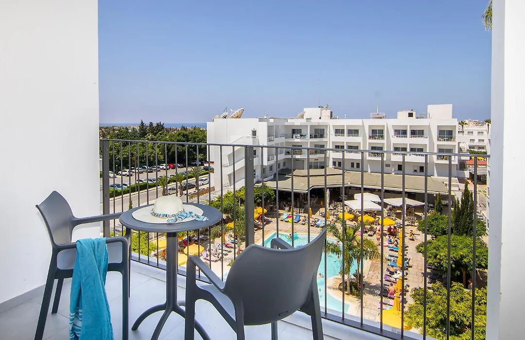Mayfair Hotel-1