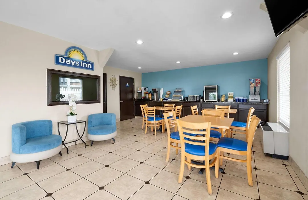 Days Inn By Wyndham Augusta Wheeler Road-1