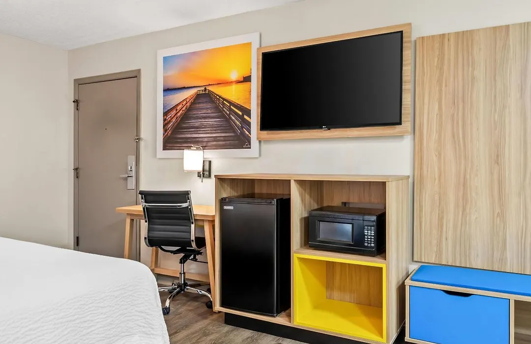 Days Inn By Wyndham Jacksonville Nc-1
