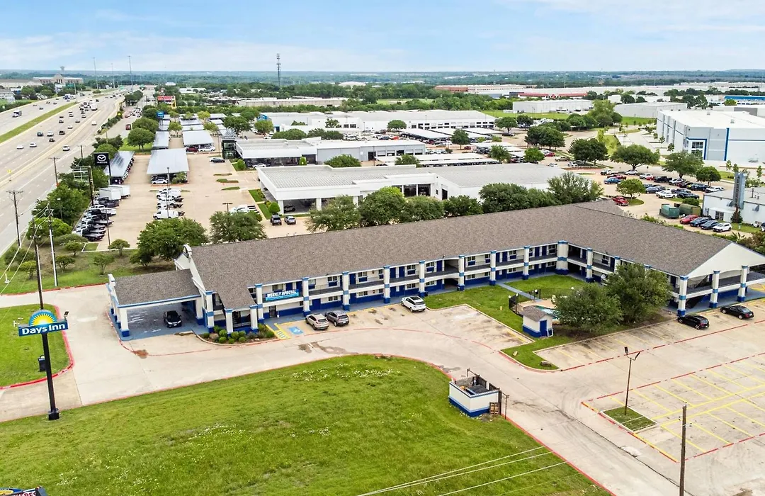 Days Inn By Wyndham Mckinney-1