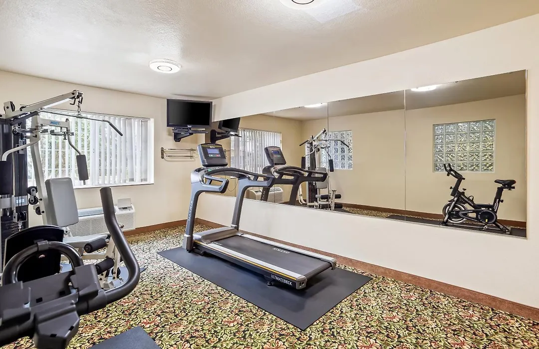 Guesthouse Inn & Suites Kelso/Longview-1