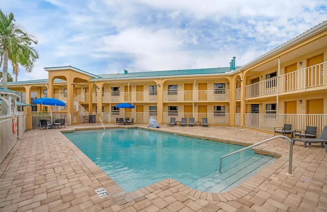 Quality Inn Bradenton North I-75-1