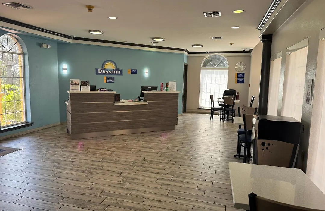 Days Inn By Wyndham Georgetown-1