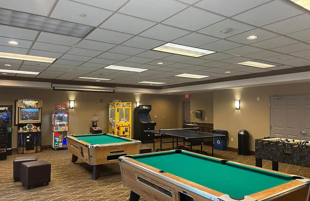 Comfort Suites Oshkosh West-1