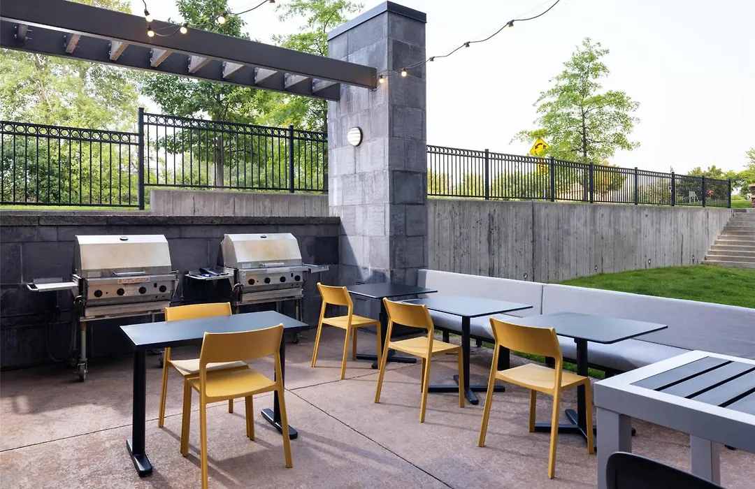 Home2 Suites By Hilton Roseville Minneapolis-1