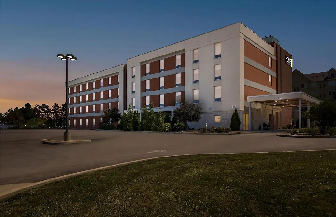 Home2 Suites By Hilton Youngstown-1