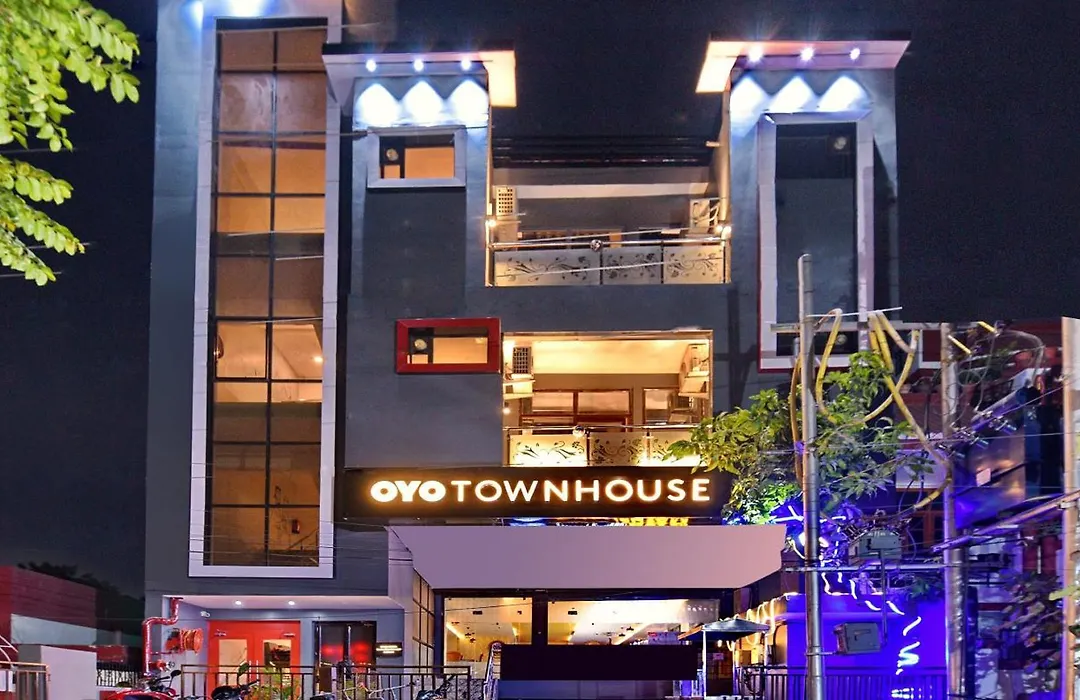Super Townhouse 244 Munshipuliya-1