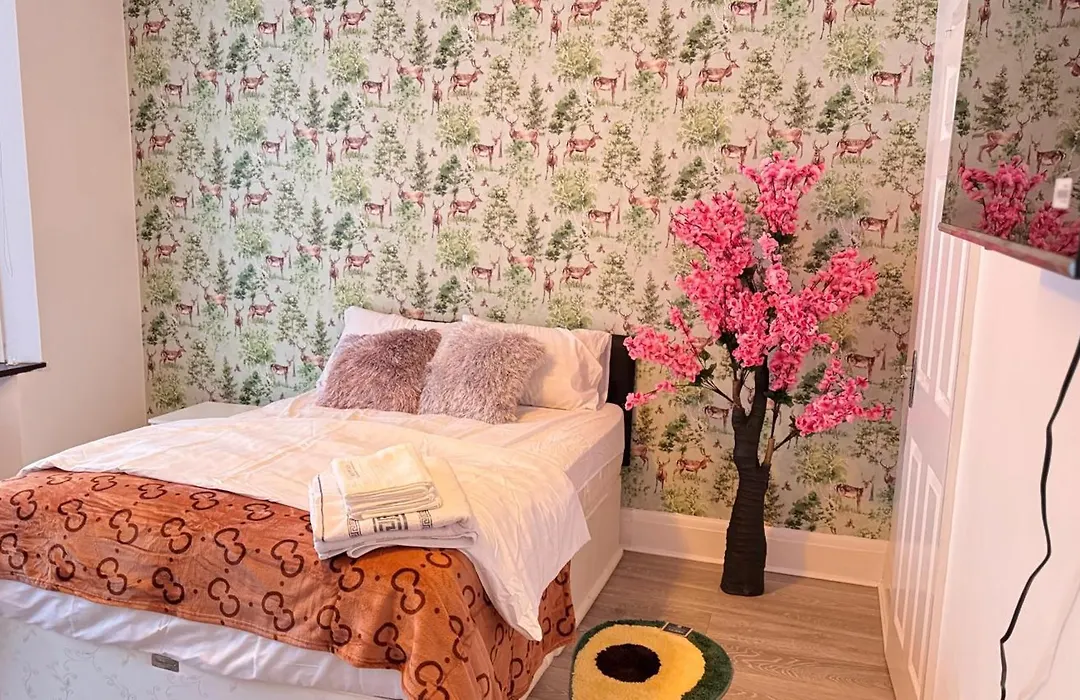 Panthea Home-1