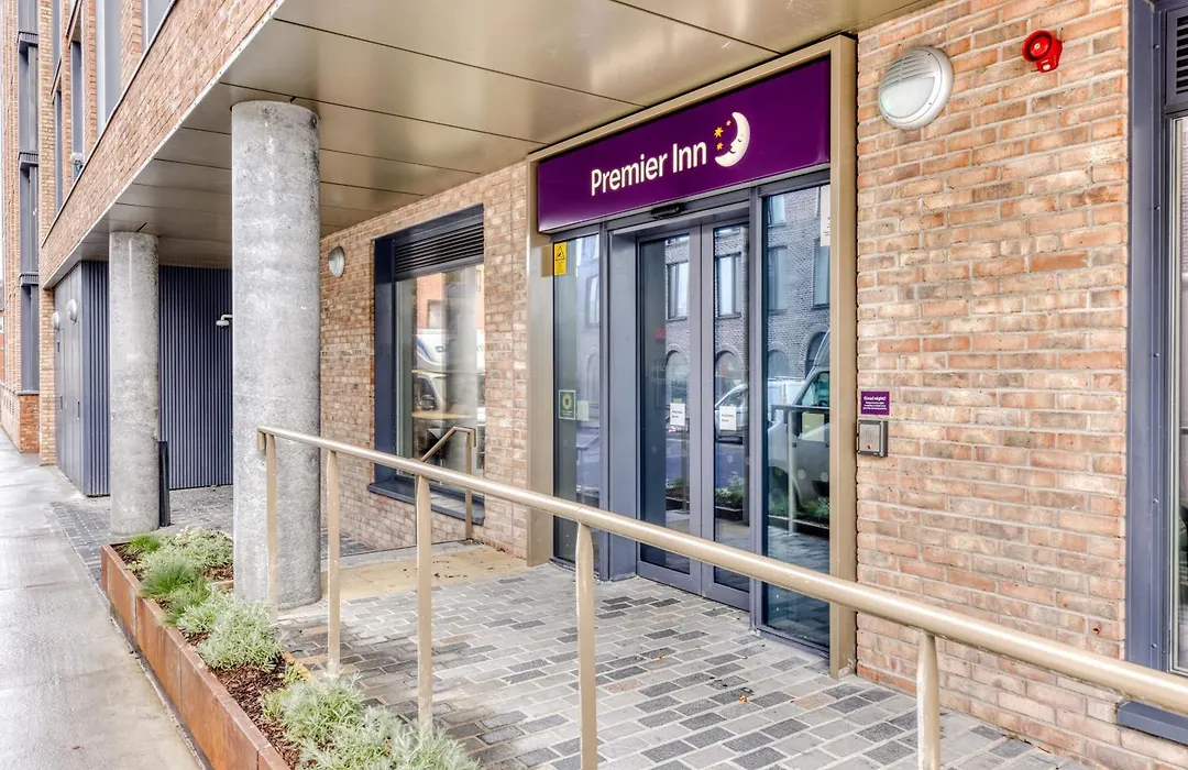 Premier Inn Dublin City The Liberties-1