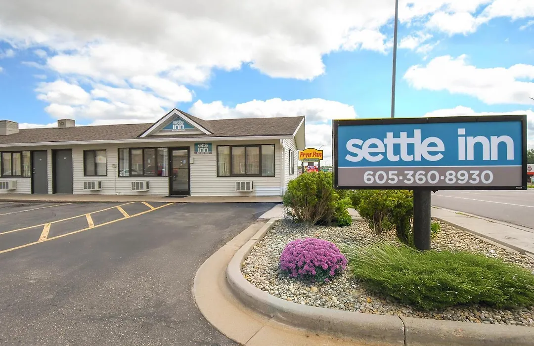 Settle Inn-1
