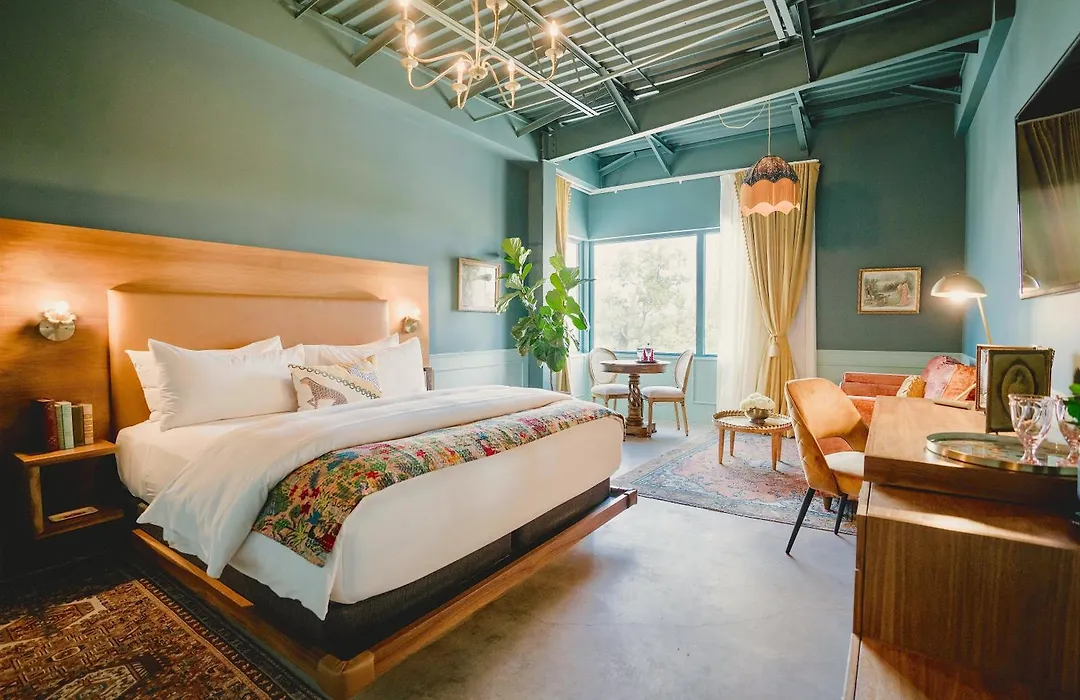 The Frances Modern Inn-1