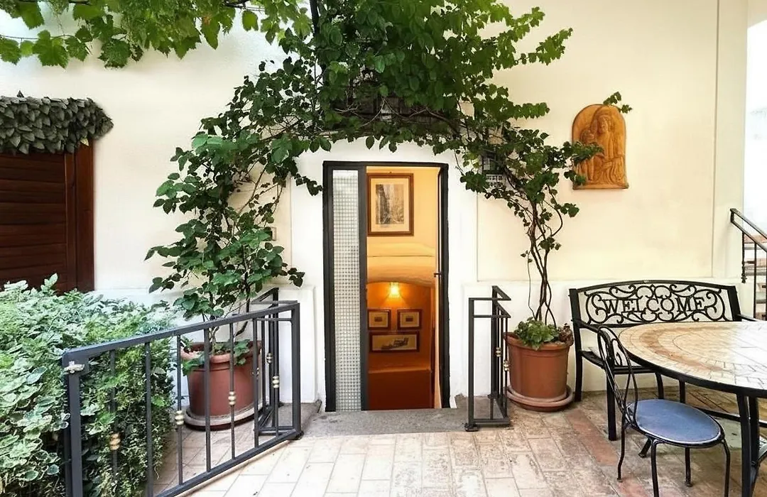 Le Clarisse Trastevere-1