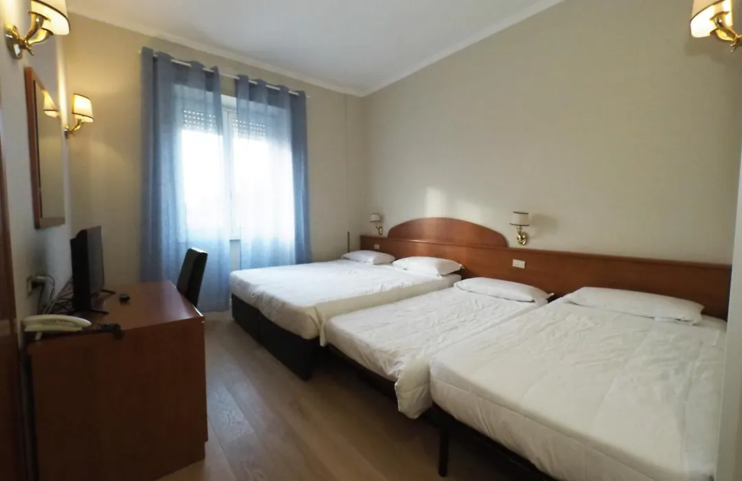Hotel Laura-1