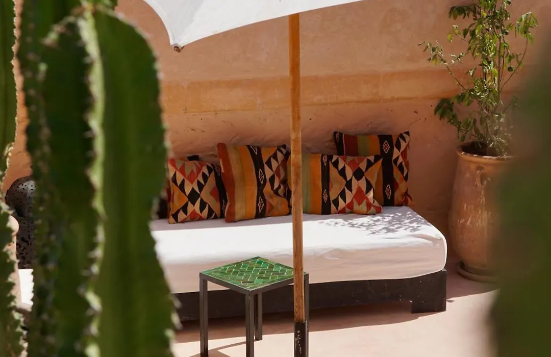 Riad Tzarra-1