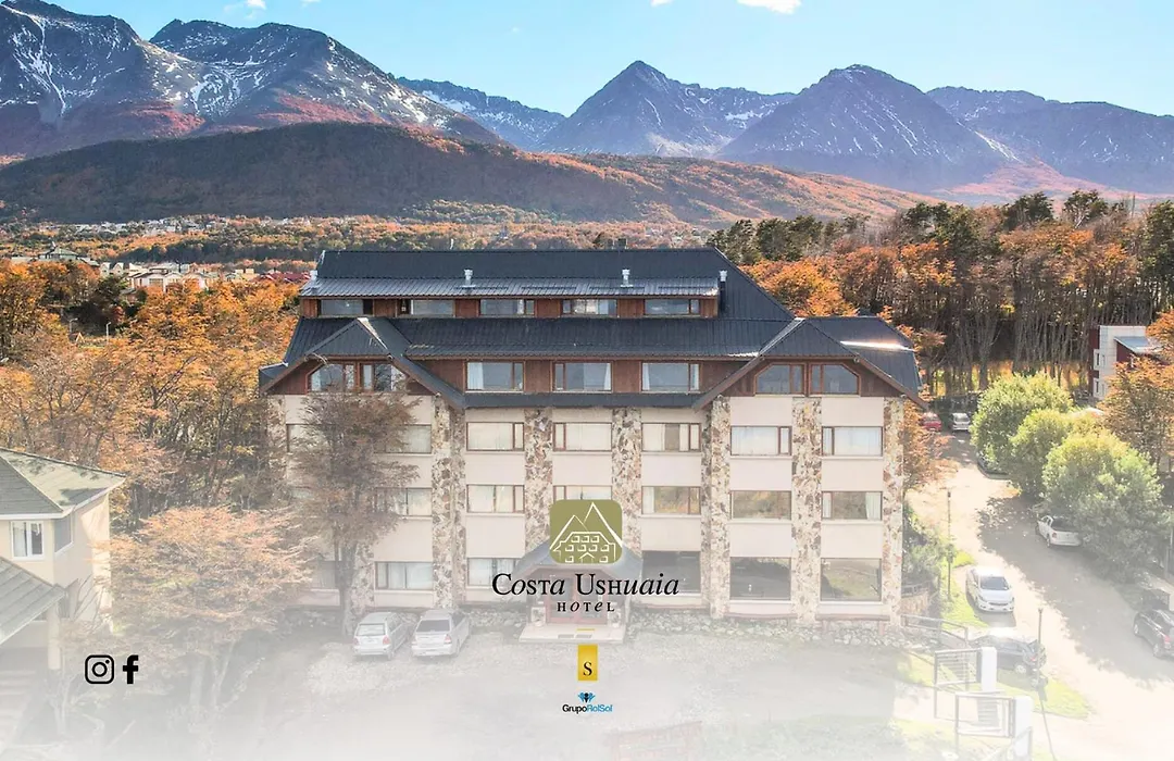 Costa Ushuaia-1