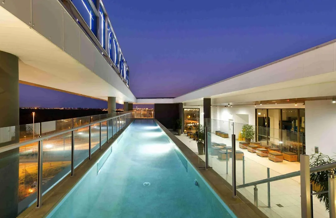 Novotel Brisbane Airport-1
