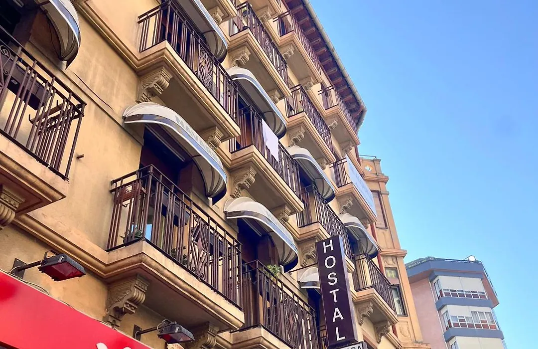 Hostal Navarra-1