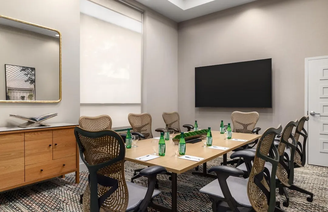 Hilton Garden Inn Shirlington-1