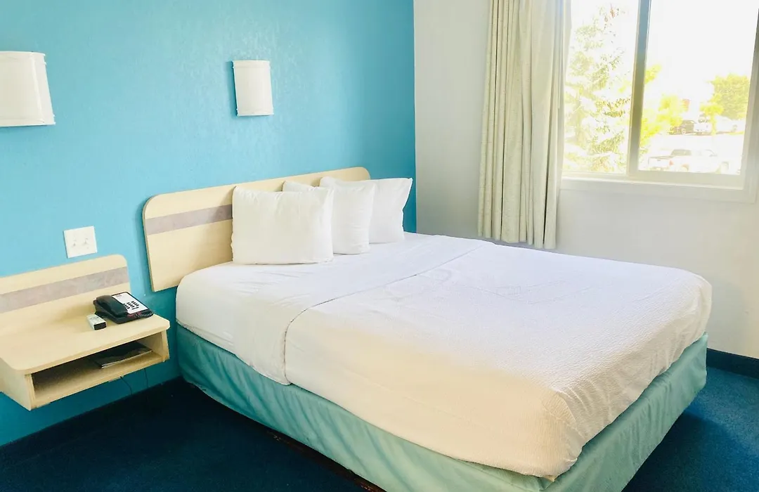 Motel 6-Red Deer, Ab-1