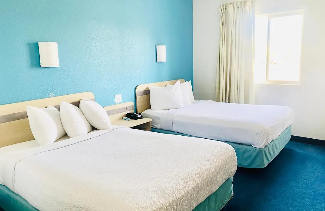Motel 6-Red Deer, Ab-1
