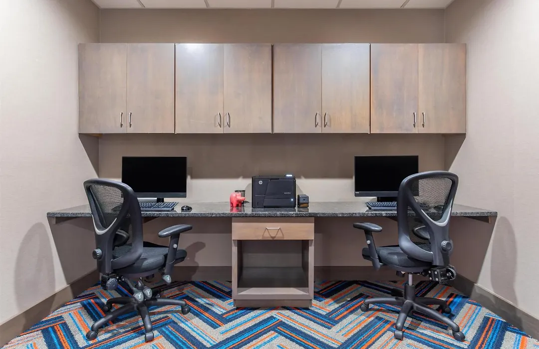 Hampton Inn Akron-South-1