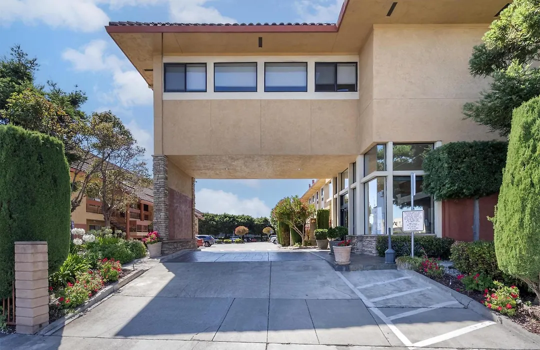 Best Western Plus Inn Of Hayward-1