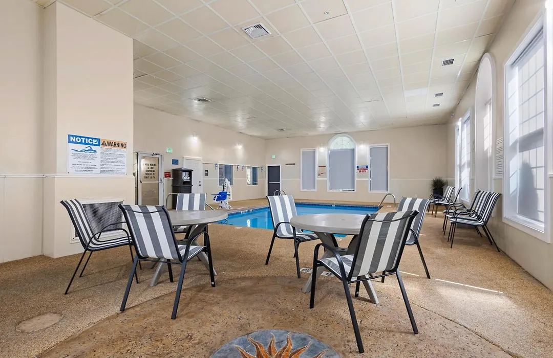 Best Western Crown Inn & Suites - Batavia-1