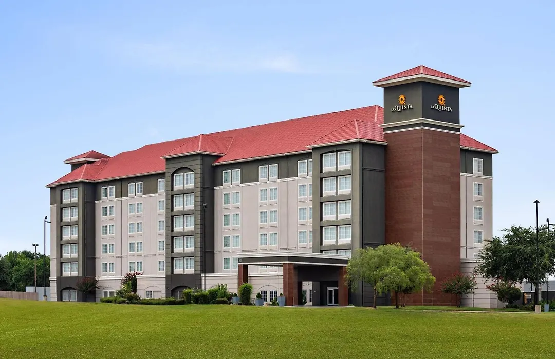 La Quinta By Wyndham Arlington North 6 Flags Dr-1