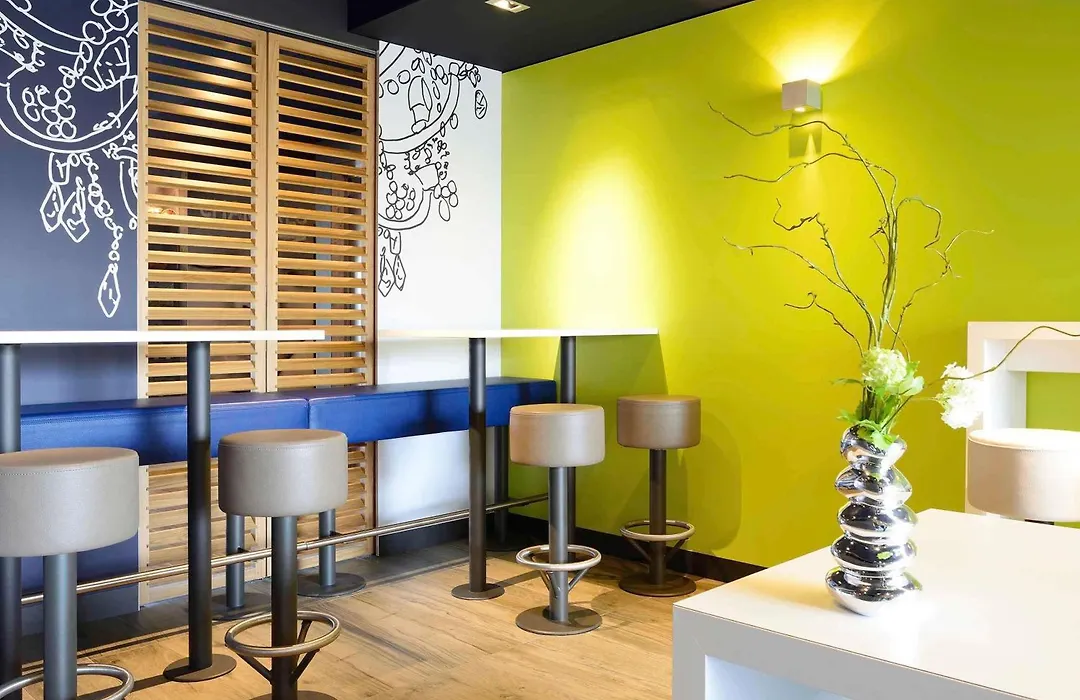 Ibis Budget Cherbourg - La Glacerie-1