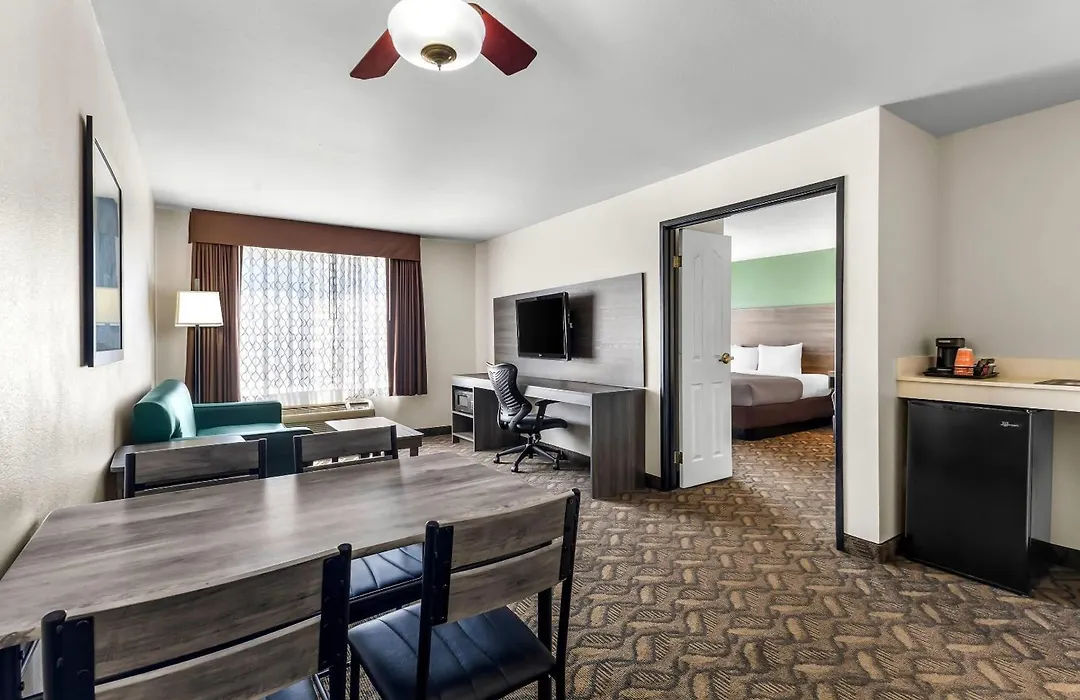Quality Inn & Suites Salt Lake City Airport West-1