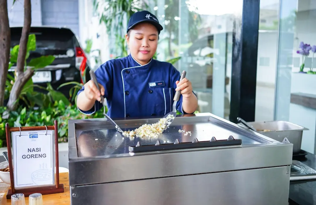 Holiday Inn Express Surabaya Centerpoint By Ihg-1