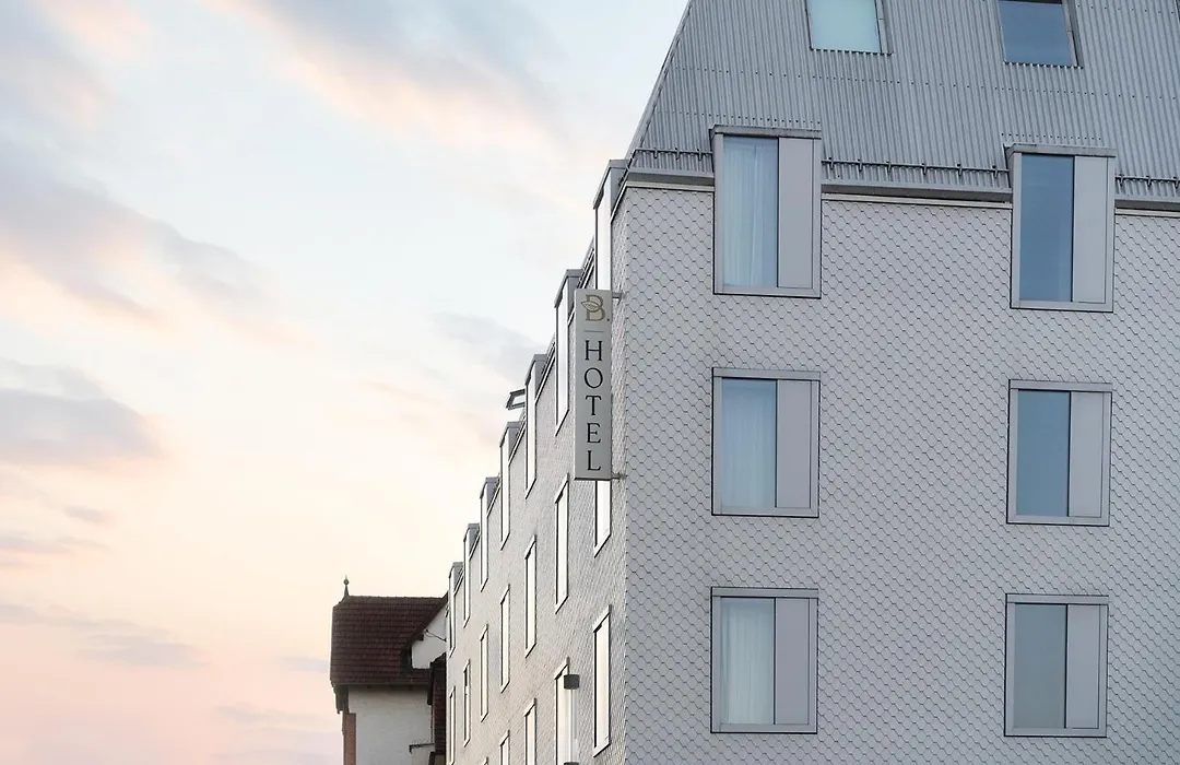 Hotel Bergamo Modern&zentral in Ludwigsburg Klimaanlage 3 Min zum Schloss WLAN Frühstück optional besonderes nachhaltiges Stadthotel in moderner Holzbauweise-1