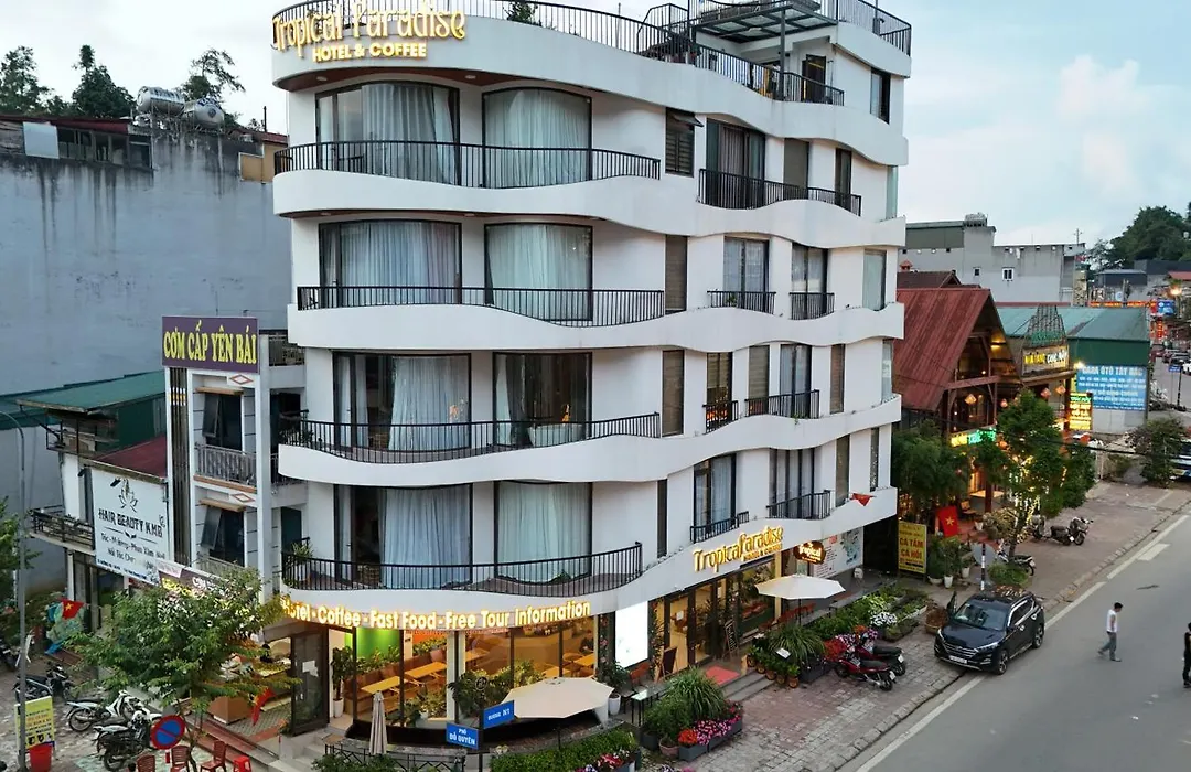 Tropical Paradise Sapa Hotel & Tour-1