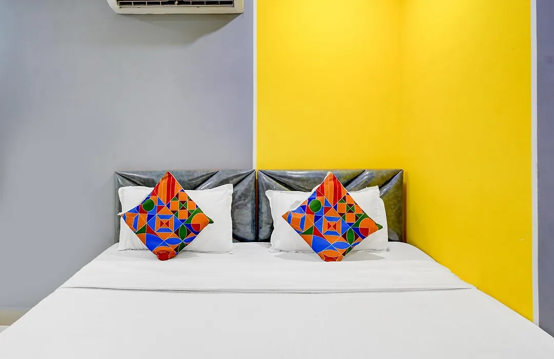 Fabhotel R3 Atmos - Near Hitech Exibition Centre, Hitech City-1